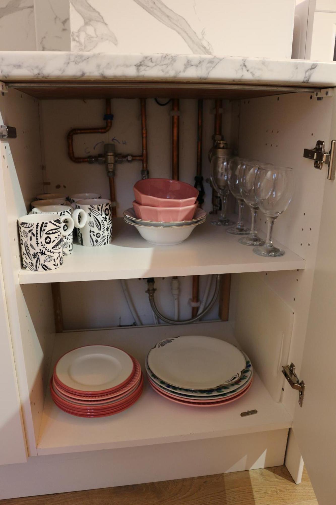 Self Contained, Double Bed Studio, Private Kitchen, Private Bath, Walking Distance To Harry Potter 왓퍼드 외부 사진